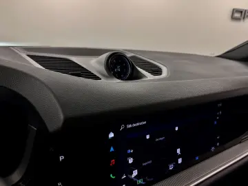 PORSCHE Cayenne E-Hybrid SP-Design 490HP NP  87.192€