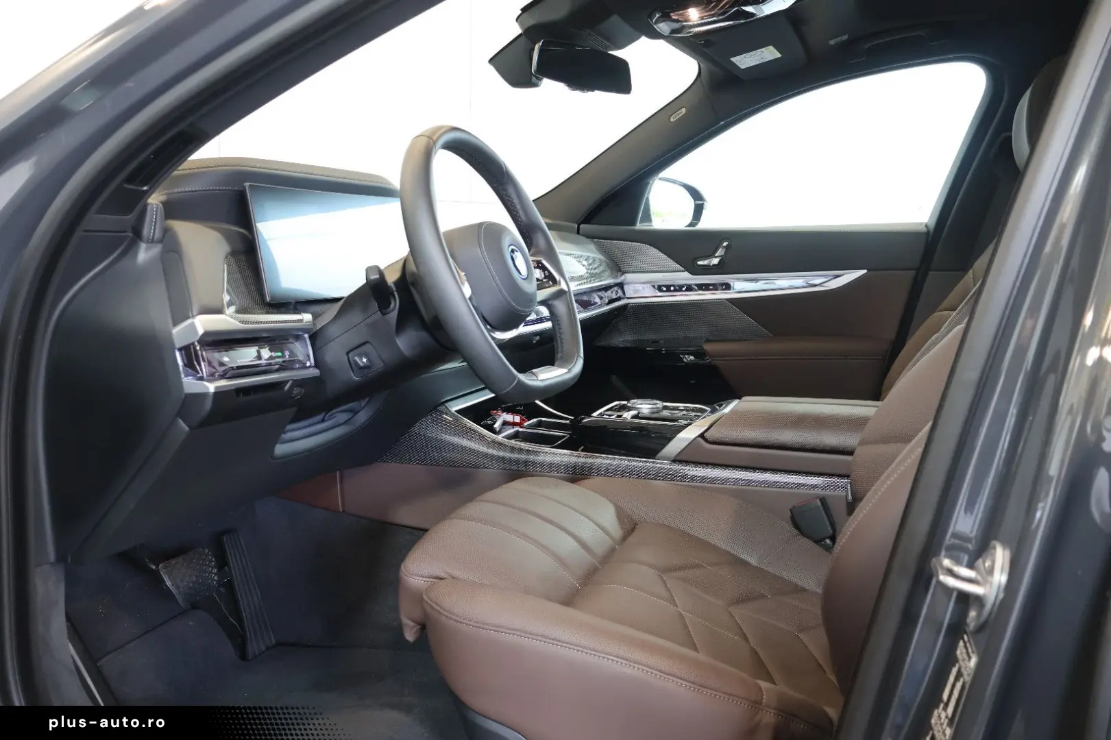 BMW i7 60 Design P. THEATRE B&W LUFT GLOW AUT. DOORS