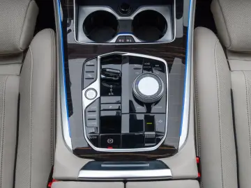 BMW X5 30d M SPORT.MASSAGE.SOFTC.LUFT.SKY.DR.ASS.PRO