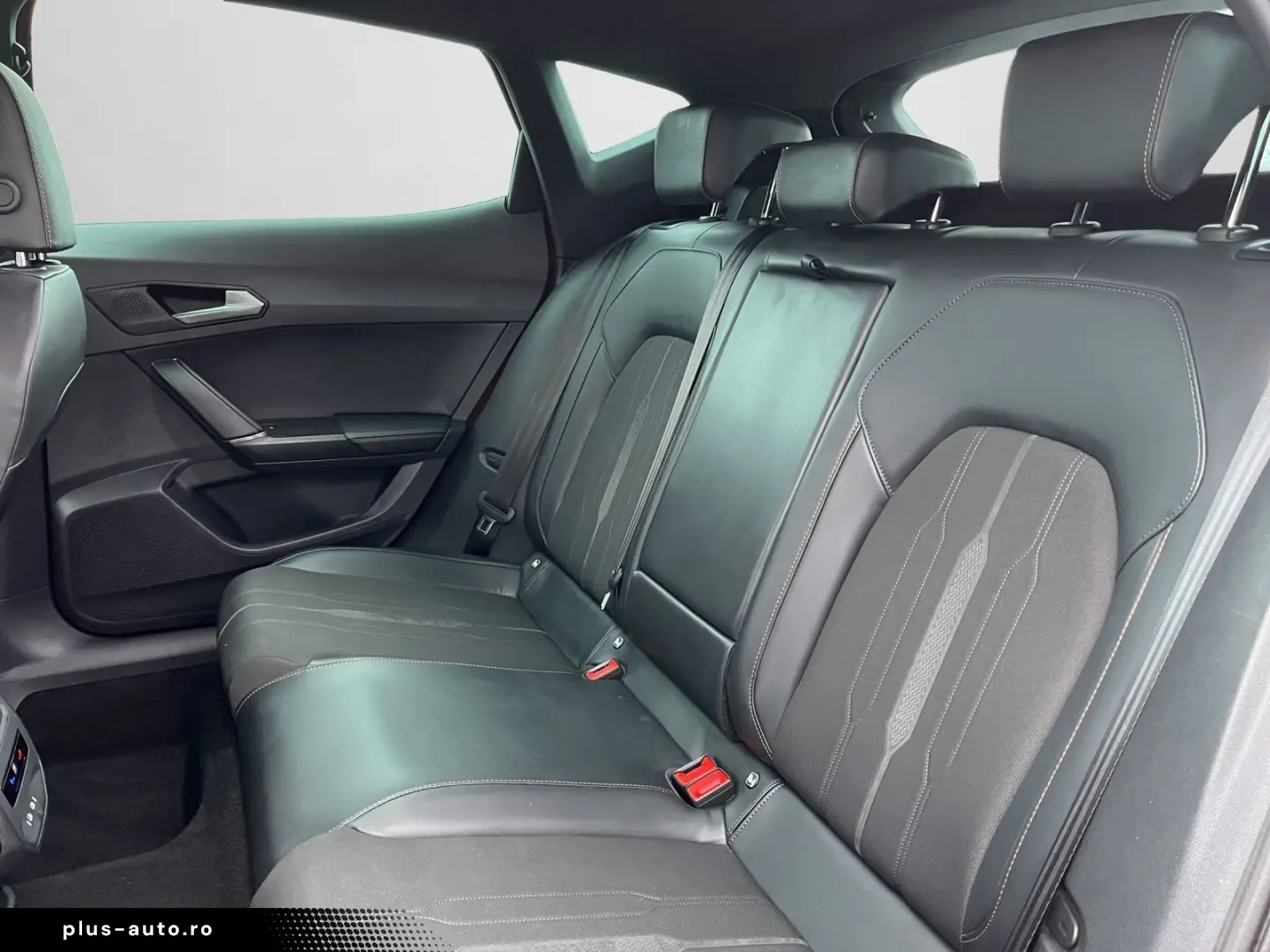 CUPRA Formentor 1.5TSI NAVI FULL-LED SHZ KAM 19ZOLL