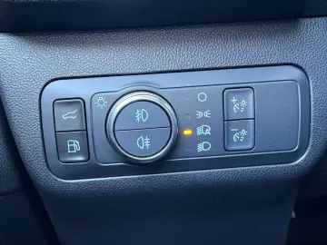 FORD Kuga 2.5 PHEV ST-Line LED HUD NAV 4xSHZ CAM EL-K