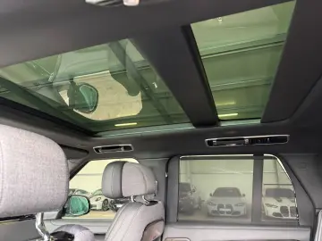 LAND ROVER Range Rover SV 615 ps Business Class 360  AHK 23