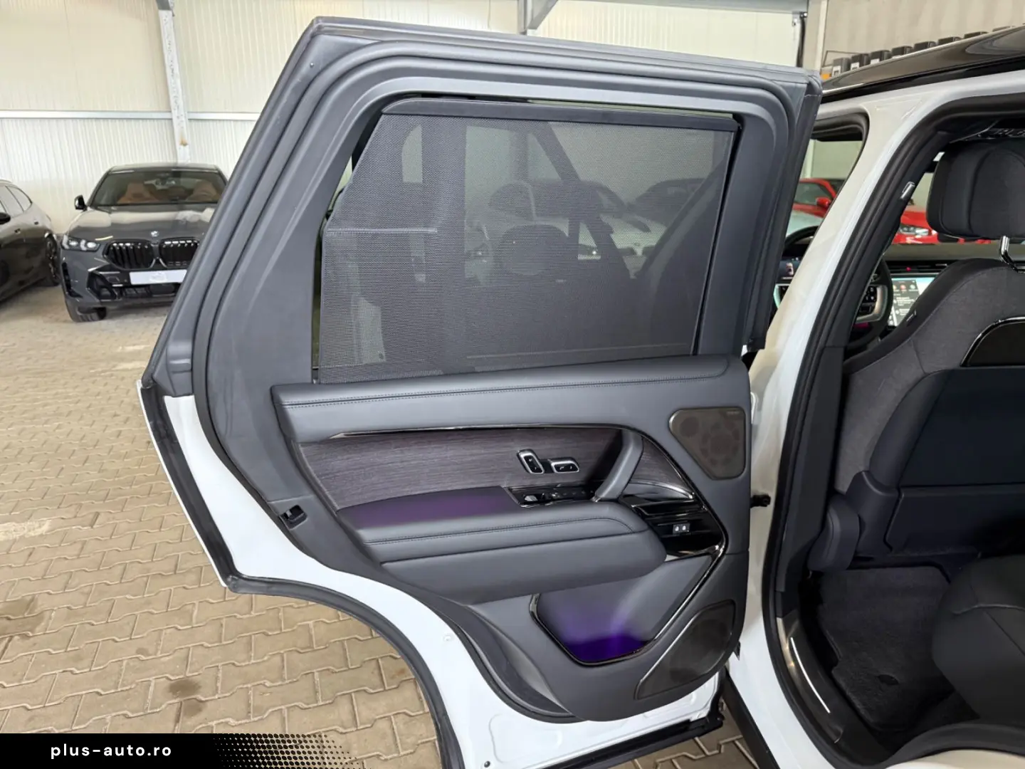 LAND ROVER Range Rover SV 615 ps Business Class 360  AHK 23