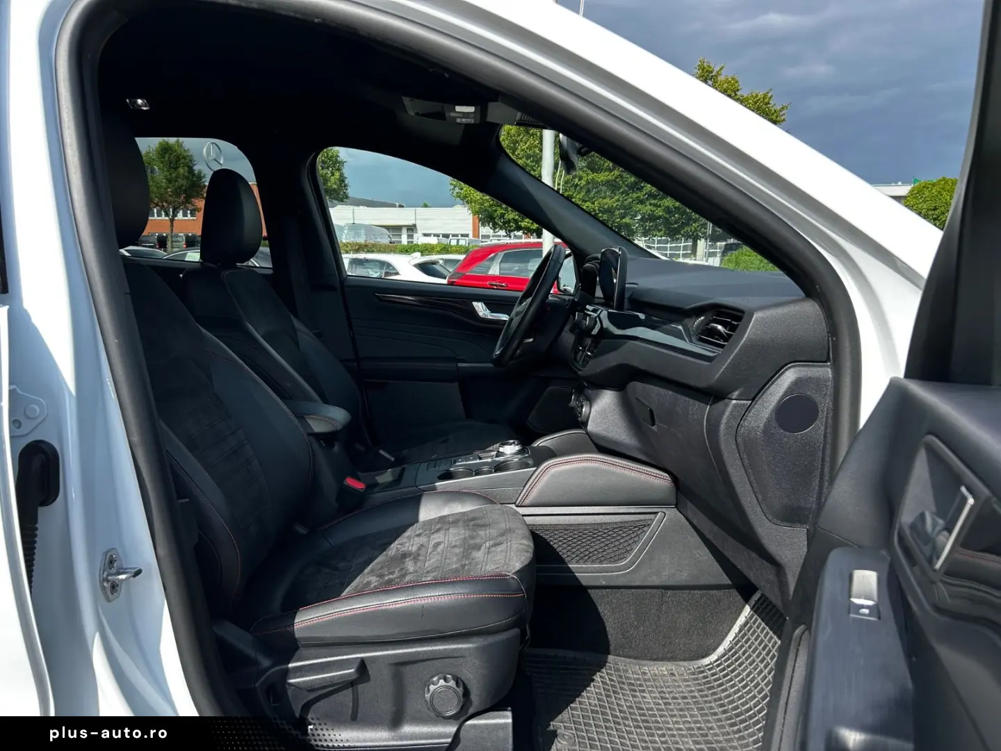 FORD Kuga FHEV ST-Line X