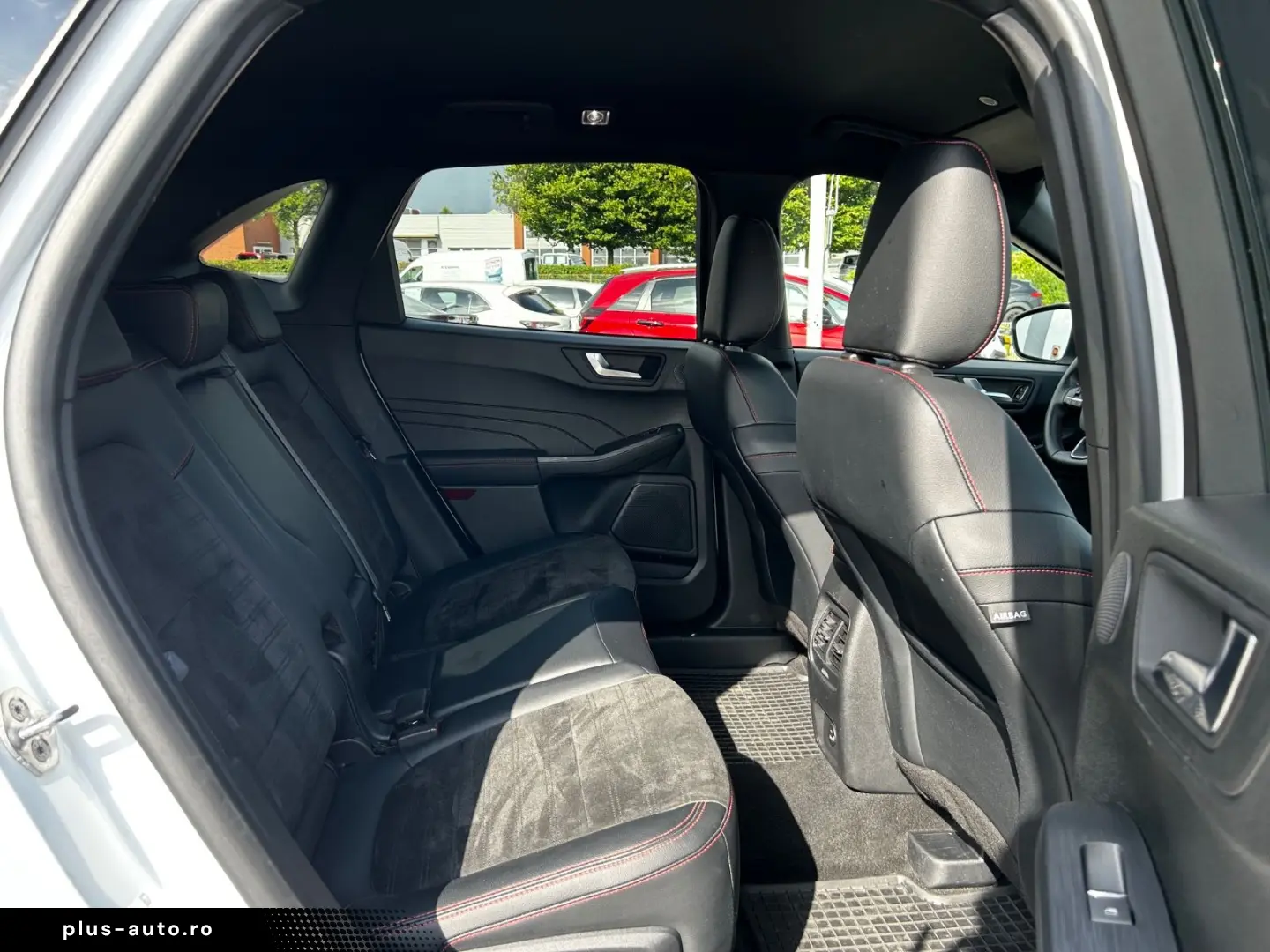 FORD Kuga FHEV ST-Line X