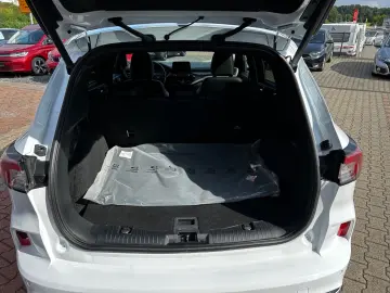 FORD Kuga FHEV ST-Line X