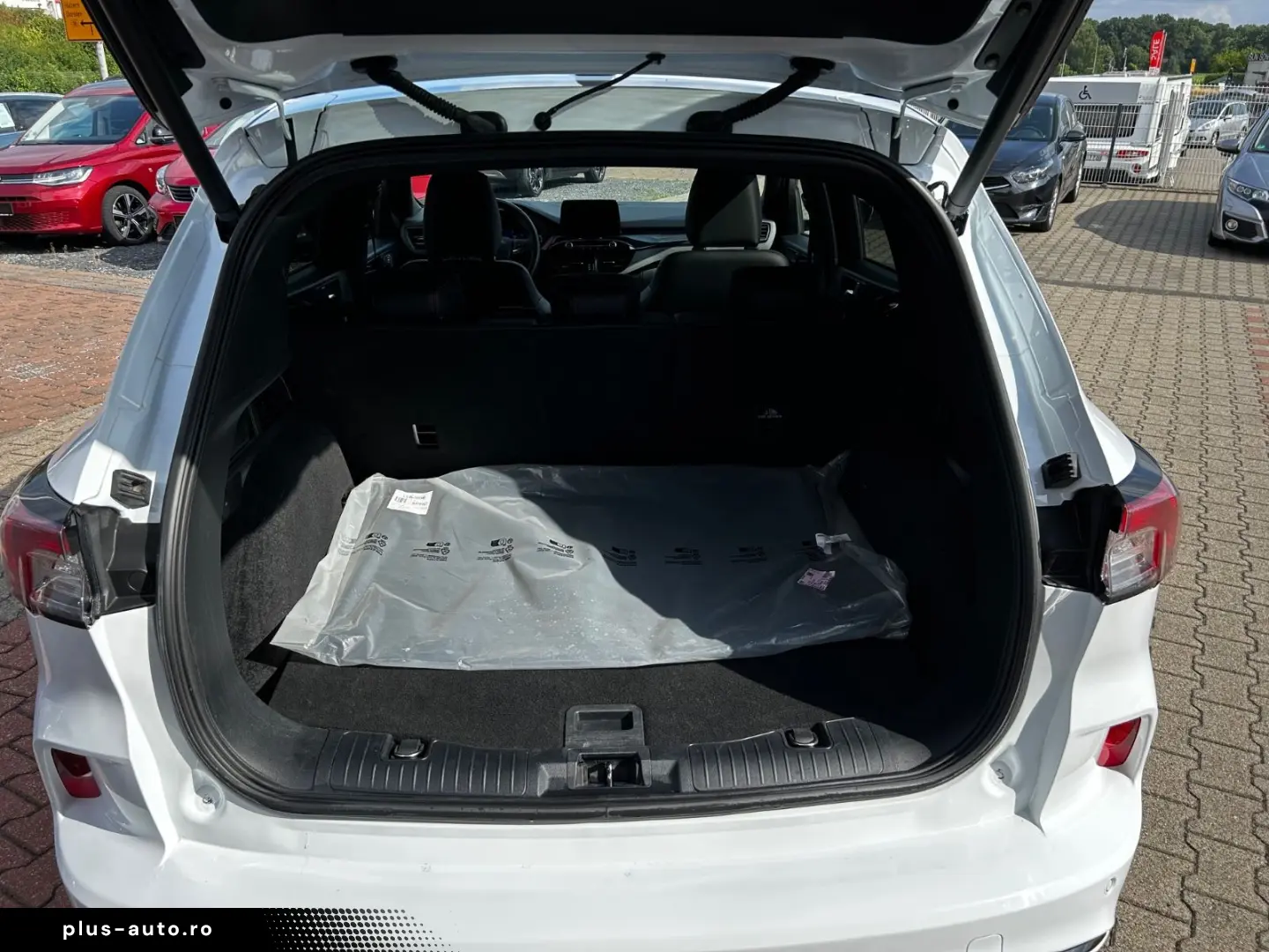 FORD Kuga FHEV ST-Line X