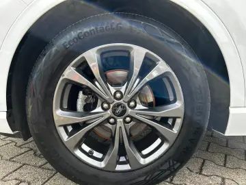 FORD Kuga FHEV ST-Line X