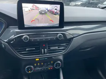 FORD Kuga Hybrid 2.5 ST-Line Kamera Navi LED 18 Zoll
