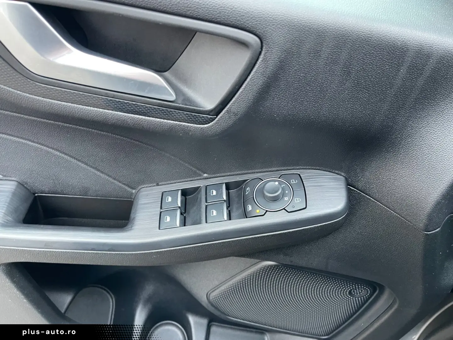 FORD Kuga Hybrid 2.5 ST-Line Kamera Navi LED 18 Zoll