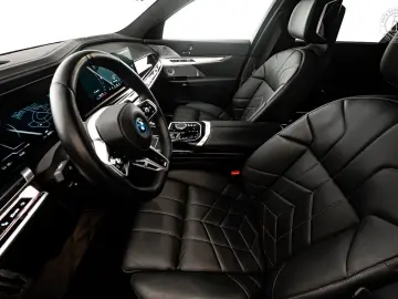 BMW i7 xDrive 60 M-Sport Innovation