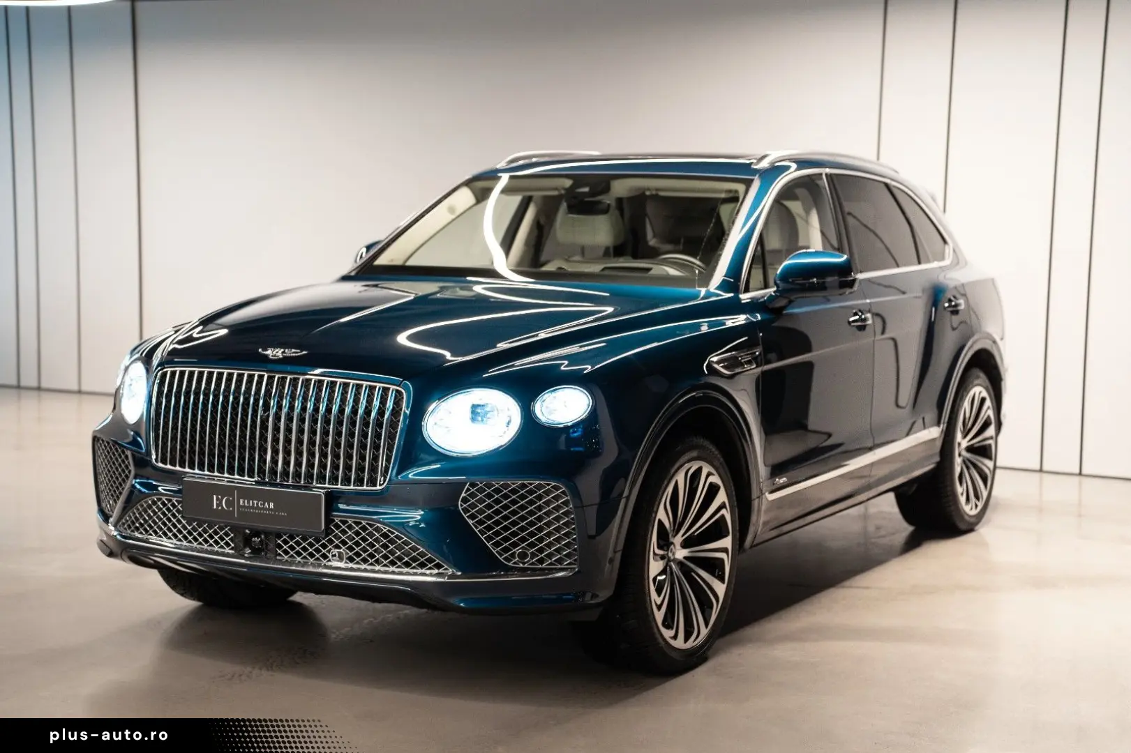 BENTLEY Bentayga 4.0 V8 EWB Azure 4WD Autom.