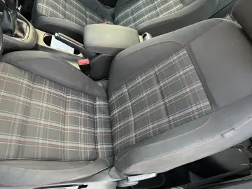 Golf 6 GTI  rate direct la parc