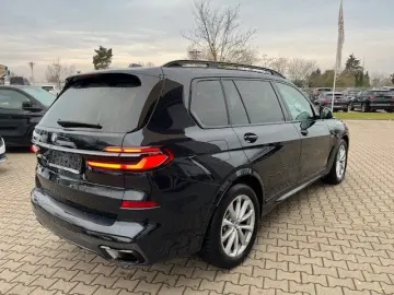 BMW X7 xDrive 40 d M Sport Pro Paket 6-Sitzer