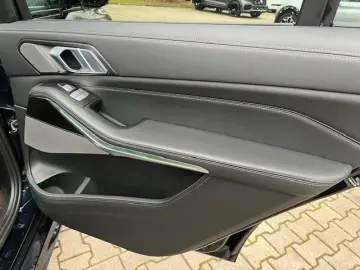 BMW X7 xDrive 40 d M Sport Pro Paket 6-Sitzer