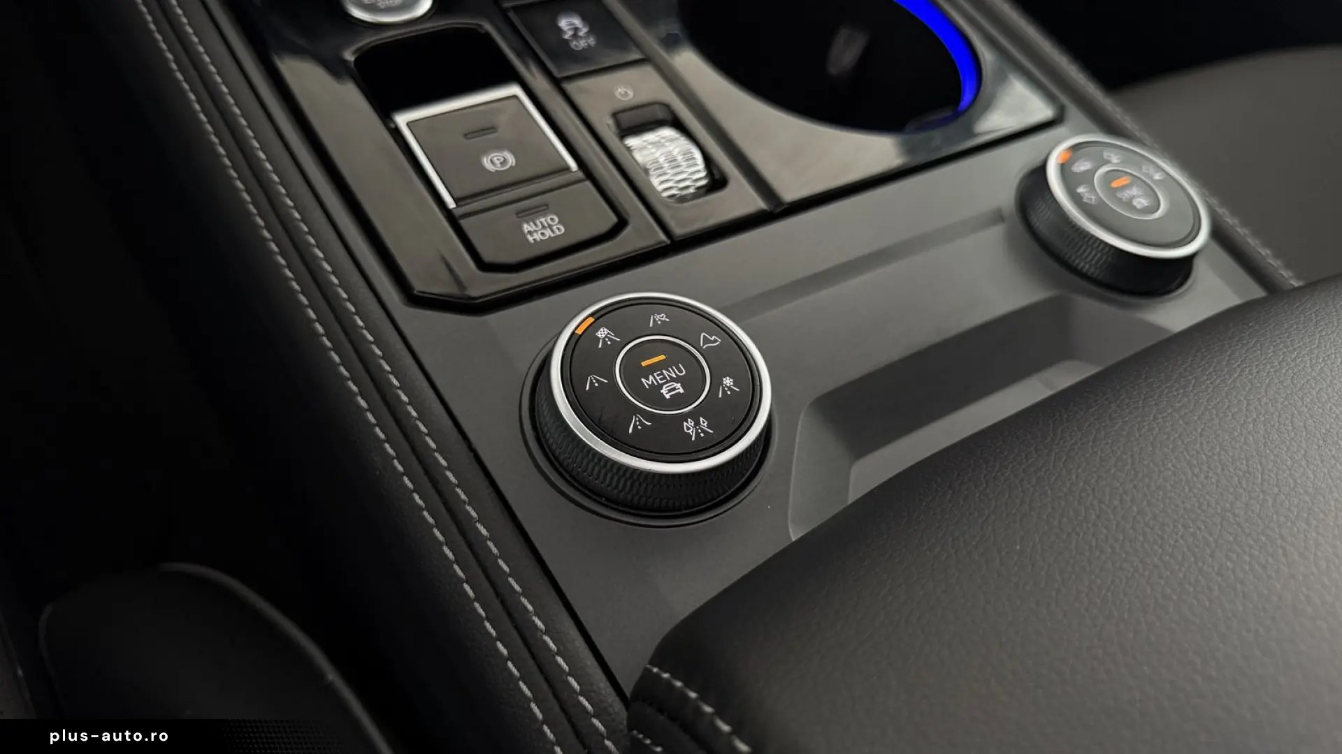 VW Touareg 3.0 TSI4M R-LINE