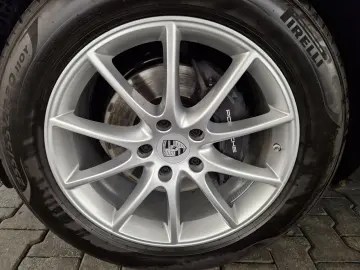 PORSCHE Cayenne ACC  BOSE  360  Kamera  AHK  Panorama