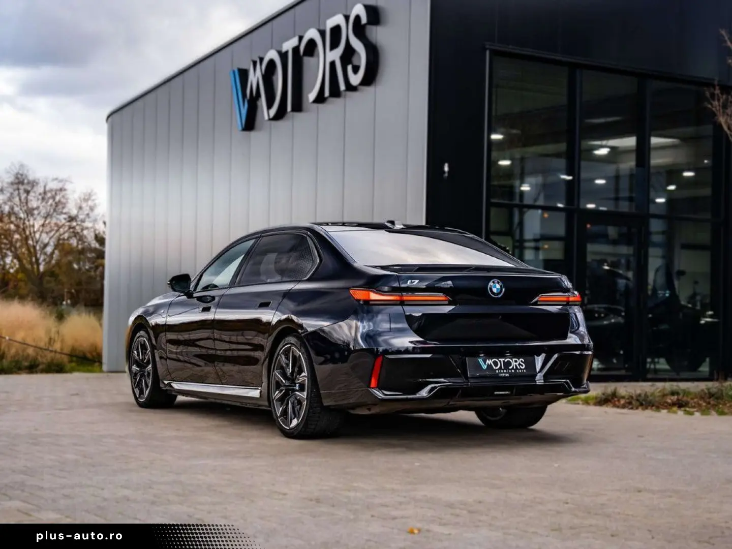 BMW i7 xDrive60 - MSport - B&W - Theatre screen - Ma