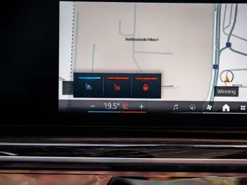 BMW i7 xDrive60 - MSport - B&W - Theatre screen - Ma