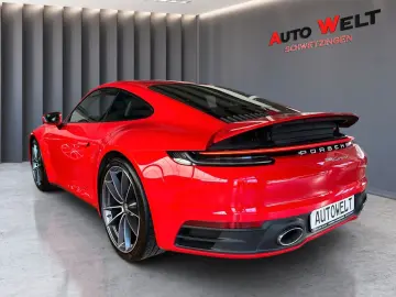 PORSCHE 911 992  Matrix Chrono Sportabgas. Sitzbelüftung