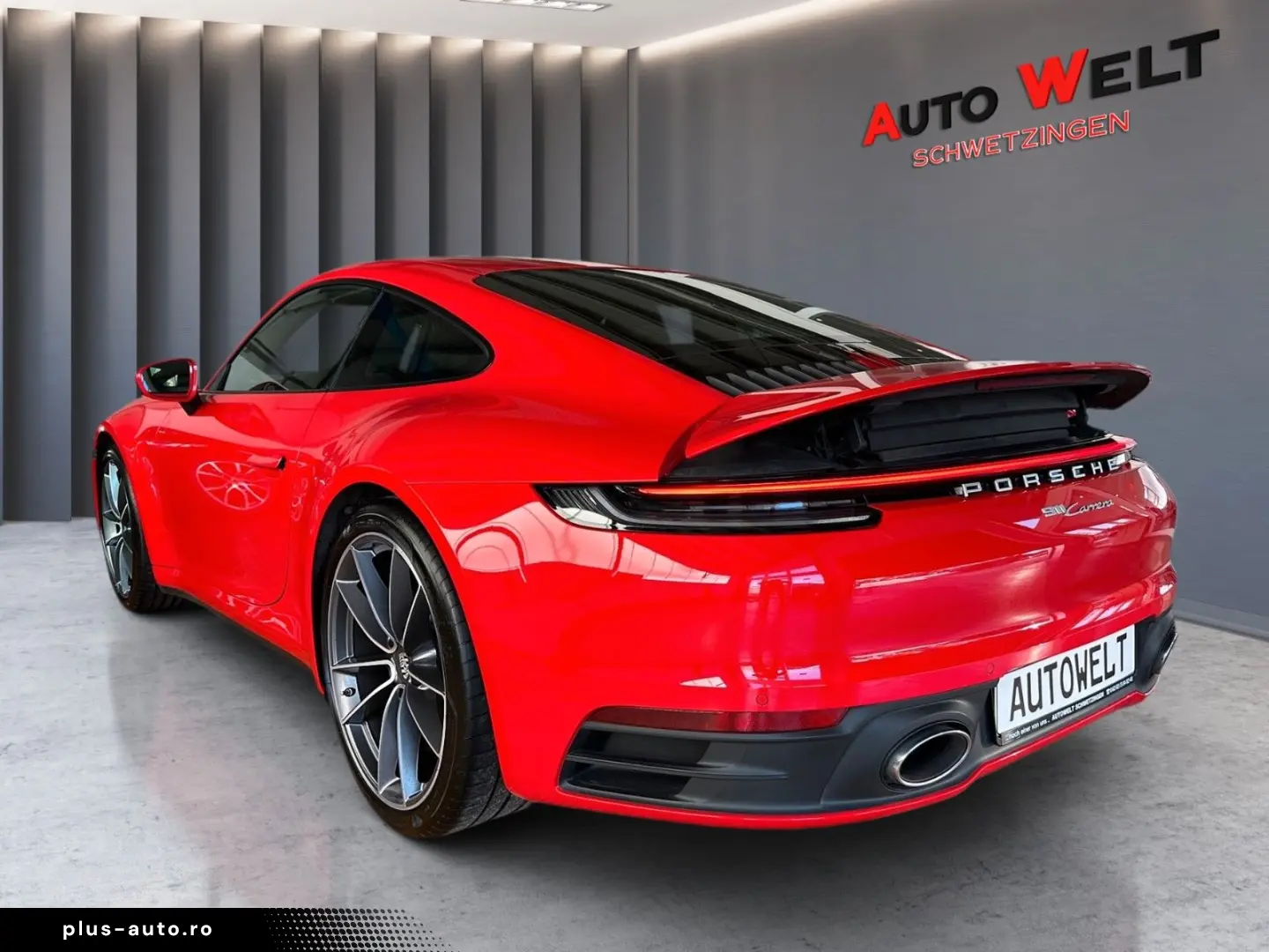 PORSCHE 911 992  Matrix Chrono Sportabgas. Sitzbelüftung