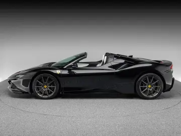 FERRARI SF90 Spider