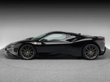 FERRARI SF90 Spider