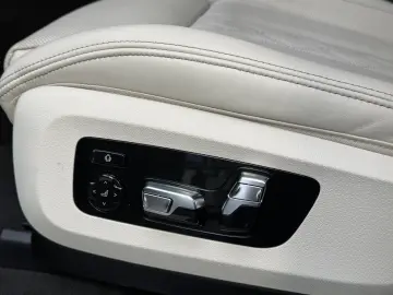 BMW X5 xDrive50e M Sport Pro AHK 360  ACC Pano