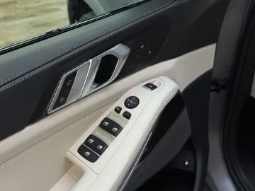 BMW X5 xDrive50e M Sport Pro AHK 360  ACC Pano