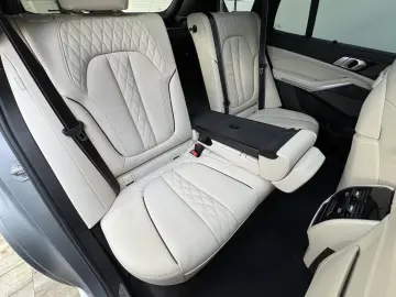 BMW X5 xDrive50e M Sport Pro AHK 360  ACC Pano