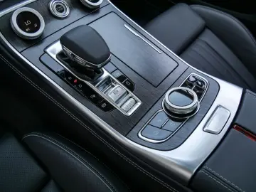 HONGQI H9 2.0T  LED Sitzklima 360  PANO KEYL DISTR PTS