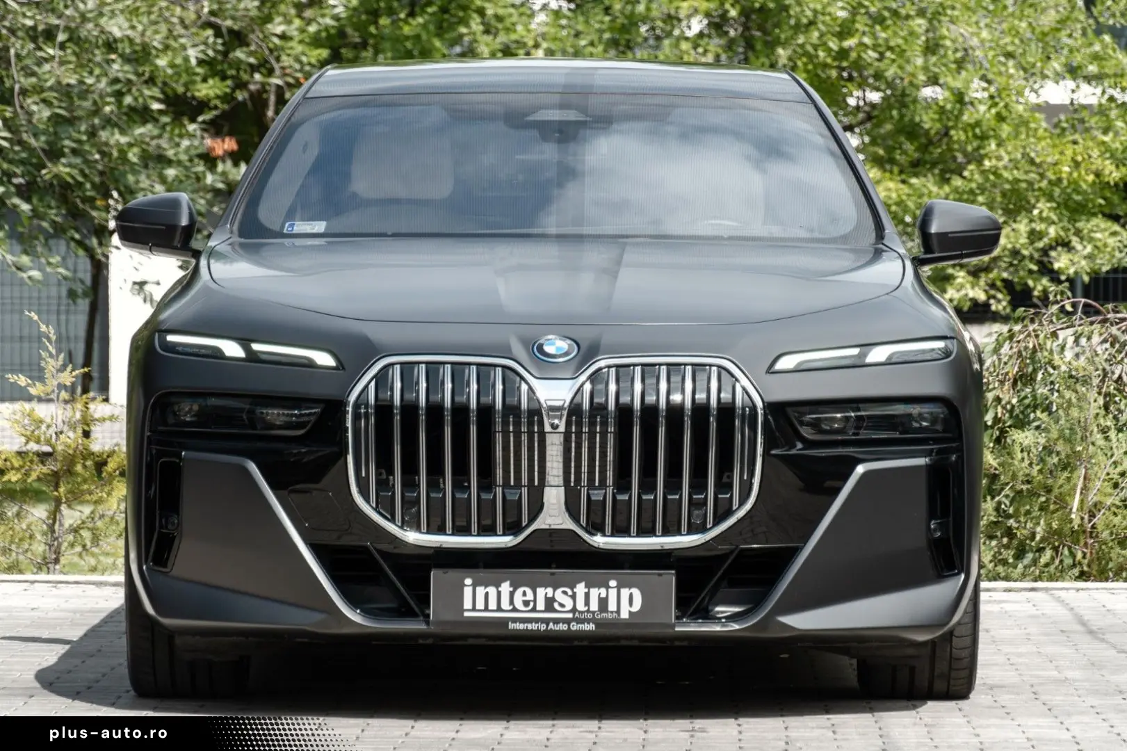 BMW 750e M SPORT.SKY.SOFTC.B&W.DR.ASS.360.INDIVIDUAL