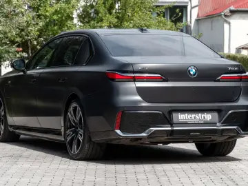 BMW 750e M SPORT.SKY.SOFTC.B&W.DR.ASS.360.INDIVIDUAL
