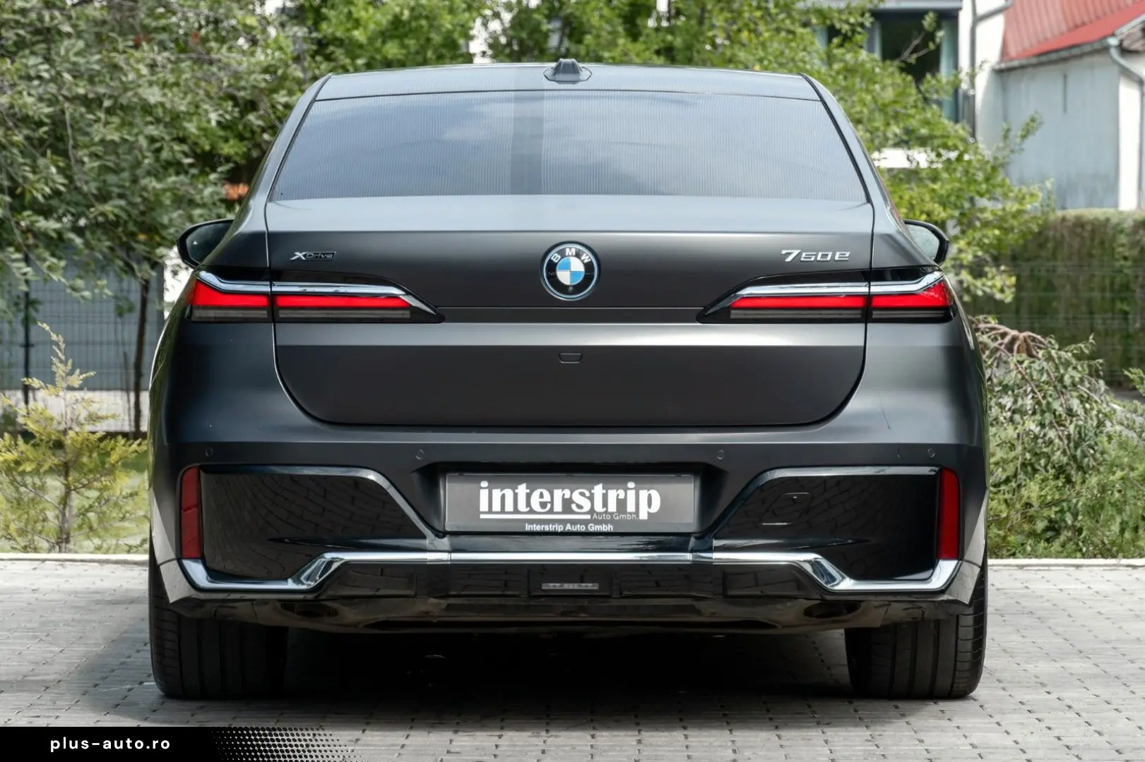 BMW 750e M SPORT.SKY.SOFTC.B&W.DR.ASS.360.INDIVIDUAL