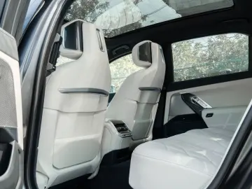 BMW 750e M SPORT.SKY.SOFTC.B&W.DR.ASS.360.INDIVIDUAL