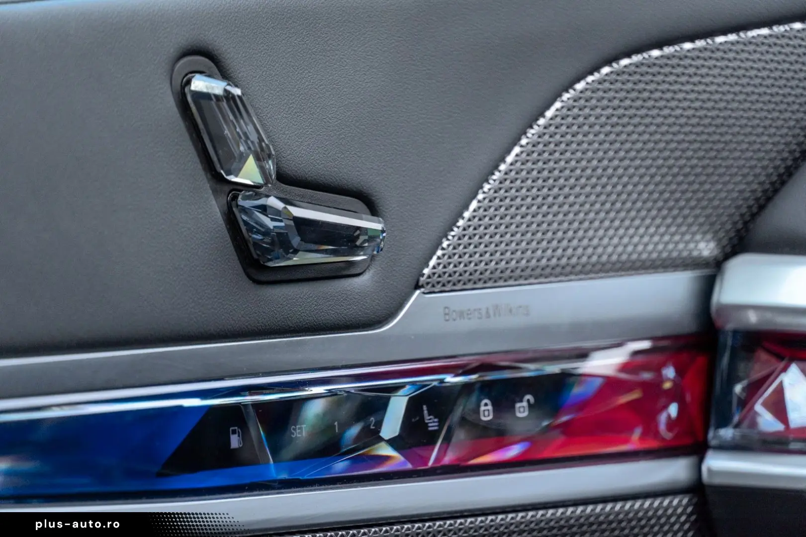 BMW 750e M SPORT.SKY.SOFTC.B&W.DR.ASS.360.INDIVIDUAL