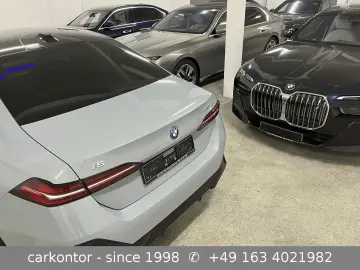 BMW 750e xDr  M SPORTPAKET FROZEN GREY BELÜFT 2025