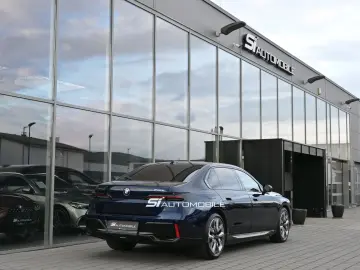 BMW 750e xDr. M-Sport Pro  UVP 188.779€ B&W Diamond