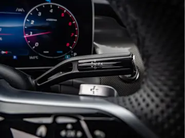 MERCEDES-BENZ GLC 200 4M AMG