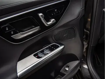 MERCEDES-BENZ GLC 200 4M AMG