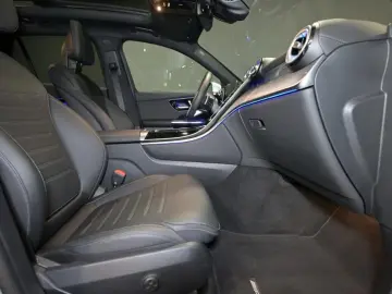 MERCEDES-BENZ GLC 200 4M AMG