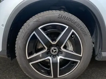 MERCEDES-BENZ GLC 220 d 4M AMG