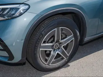 MERCEDES-BENZ GLC 300 d 4M AMG