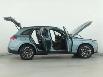 MERCEDES-BENZ GLC 300 d 4M  AMG Premium