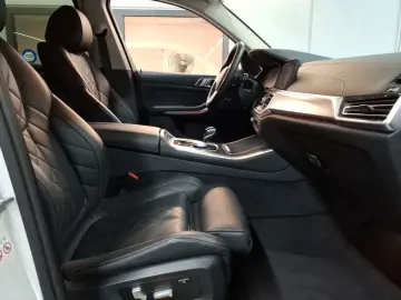 BMW X5 xDrive45e xLine