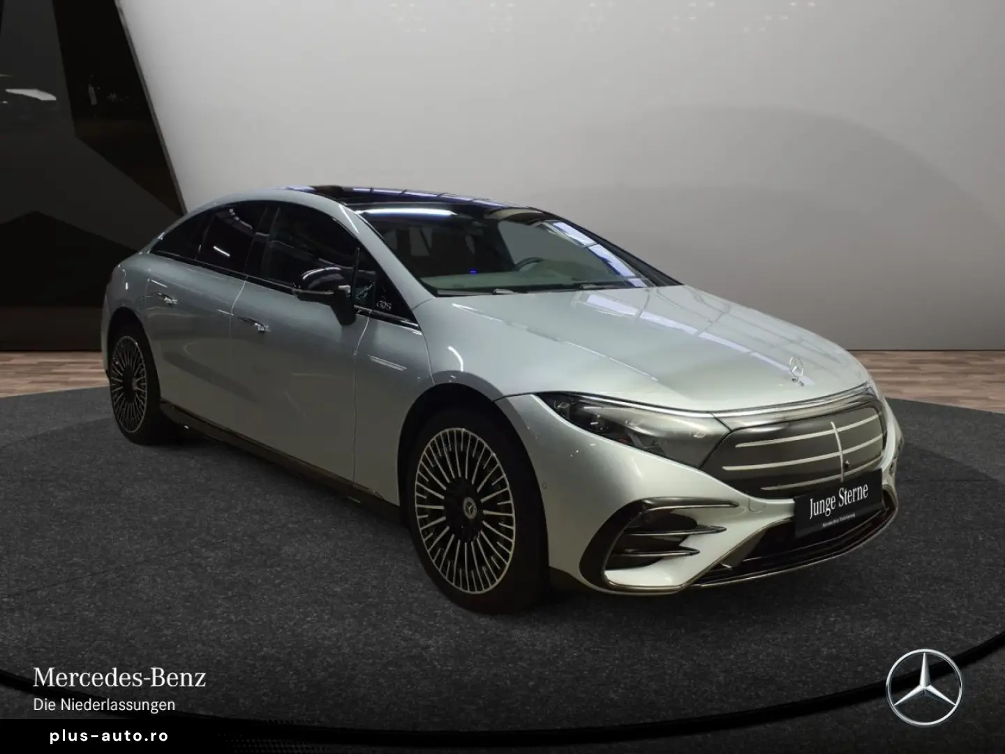 MERCEDES-BENZ EQS 500 4M AMG PREMIUM PANO