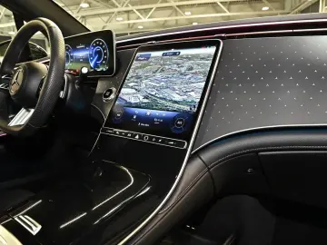 MERCEDES-BENZ EQE 350 4M AMG