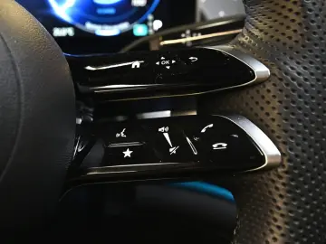 MERCEDES-BENZ EQE 350 4M AMG