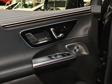 MERCEDES-BENZ EQE 350 4M AMG