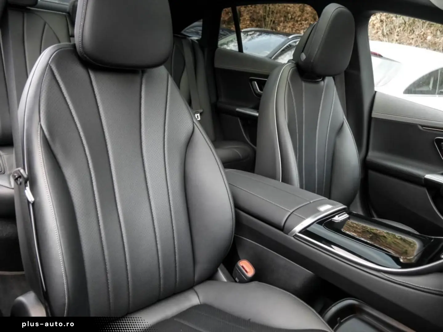 MERCEDES-BENZ EQE 300